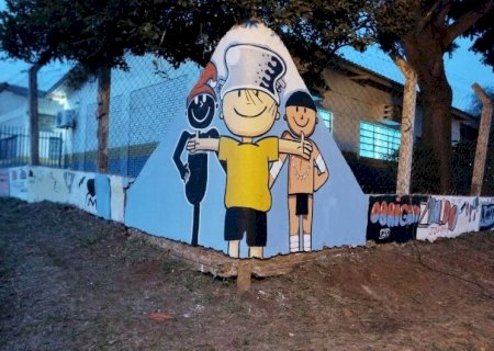 PROJETO DE GRAFITE LEVA ARTE PARA ESCOLA DA PERIFERIA E HOMENAGEIA ZIRALDO