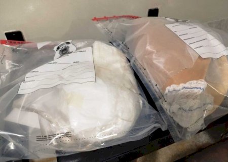 MULHER É DETIDA AO TENTAR ENTRAR COM COCAÍNA NA PED