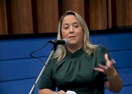 “SEMANA DE CONSCIENTIZAÇÃO DO DESCARTE ADEQUADO DO LIXO PERFUROCORTANTE” É PROPOSTA POR LIA NOGUEIRA