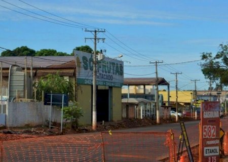 TRECHO INTERDITADO HÁ UM MÊS CAUSA PREJUÍZOS E DEMISSÕES EM COMÉRCIOS NA PONCIANO