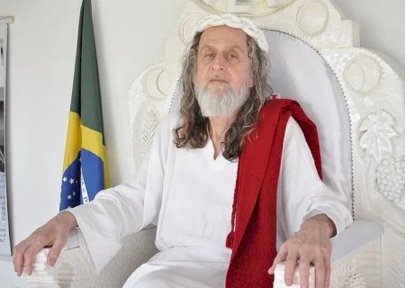 HOMEM QUE SE DIZ JESUS REENCARNADO USA LEI FEDERAL E CONSEGUE MUDAR DE NOME
