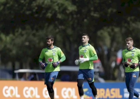 SELEÇÃO BRASILEIRA TREINA EM ORLANDO, ONDE ENFRENTA OS EUA NA QUARTA