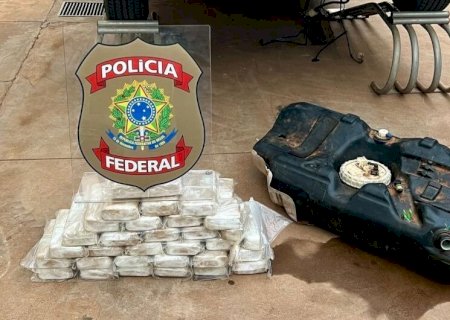 ABORDAGENS TERMINAM COM MACONHA E COCAÍNA APREENDIDAS E UMA PESSOA PRESA