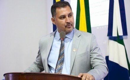 MÁRCIO PUDIM DEFENDE AMPLIAÇÃO DA ISENÇÃO DA COSIP PARA FAMÍLIAS BENEFICIÁRIAS DA TARIFA SOCIAL