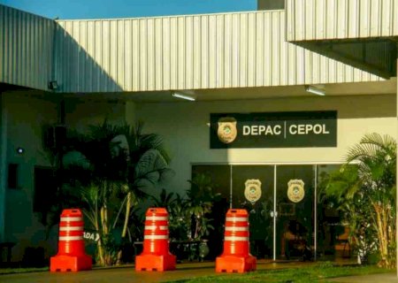 CASAL É ESPANCADO POR GRUPO DURANTE ROUBO EM BAIRRO DA CAPITAL