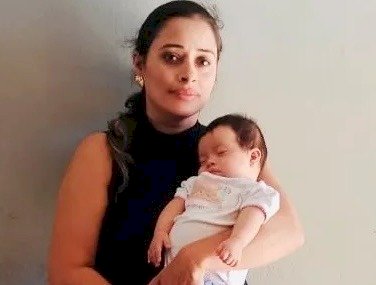 PM AUXILIA MÃE A SALVAR BEBÊ ENGASGADA