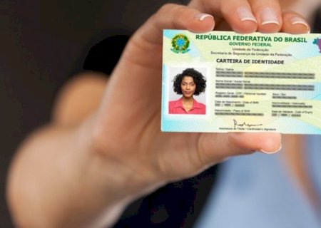 DEZ MILHÕES DE BRASILEIROS JÁ POSSUEM A NOVA CARTEIRA DE IDENTIDADE NACIONAL