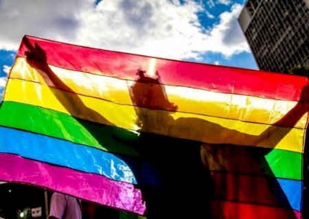 COMISSÃO APROVA PENA MAIOR PARA HOMICÍDIO QUE ENVOLVER DISCRIMINAÇÃO CONTRA POPULAÇÃO LGBTI+