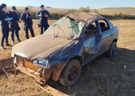 CAPOTAMENTO NA MS-215 PROVOCA MORTE DE HOMEM NA MANHÃ DESTE DOMINGO