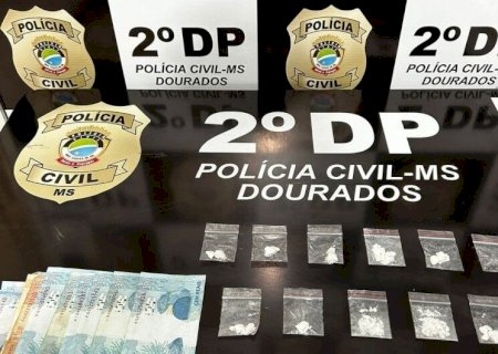 POLÍCIA PRENDE EM FLAGRANTE HOMEM QUE FAZIA 'DELIVERY' DE DROGAS