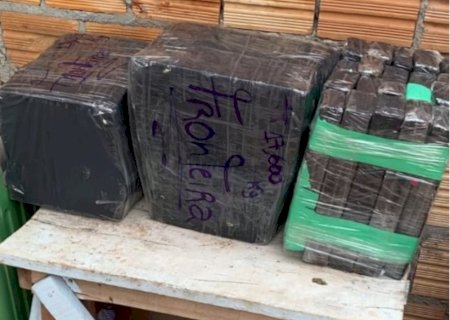 POLÍCIA CIVIL APREENDE MACONHA EM RESIDÊNCIA E PRENDE TRAFICANTE