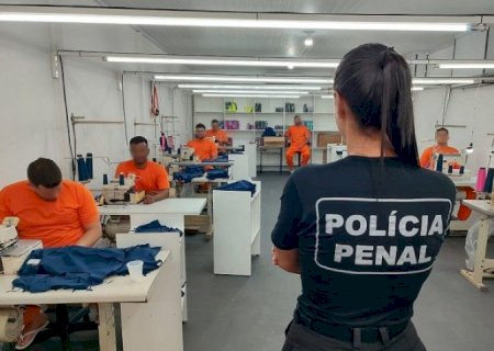 DETENTOS DE MS PRODUZEM DE MODA FITNESS A UNIFORMES