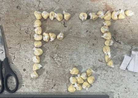 APÓS DENÚNCIA, TRAFICANTE É PRESO COMERCIALIZANDO DROGAS