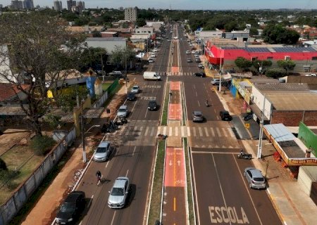 OBRA DE REVITALIZAÇÃO DA AVENIDA JOSÉ ROBERTO TEIXEIRA É CONCLUÍDA