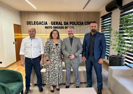 POLÍCIA CIVIL ALINHA AÇÕES PARA CAMPANHA DE IDENTIFICAÇÃO DE PESSOAS DESAPARECIDAS
