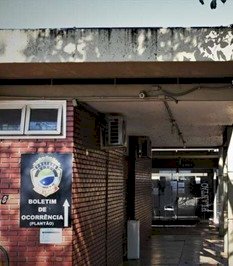 MULHER REGISTRA OCORRÊNCIA APÓS SER AGREDIDA POR EX DE COMPANHEIRO