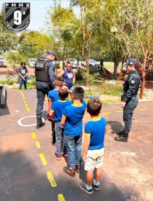 ESCOLA GERALDINO NEVES CORREA NO DISTRITO DA PICADINHA RECEBE AÇÃO SOBRE SEGURANÇA NO TRÂNSITO
