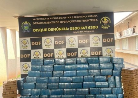 VEÍCULO COM UMA TONELADA DE MACONHA É APREENDIDO NA MS-164