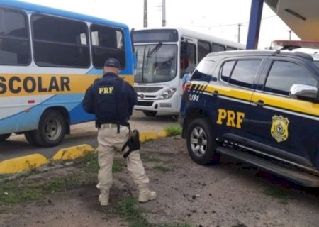 TSE E MINISTÉRIO DA JUSTIÇA PROÍBEM PRF DE BLOQUEAR PISTAS NA ELEIÇÃO