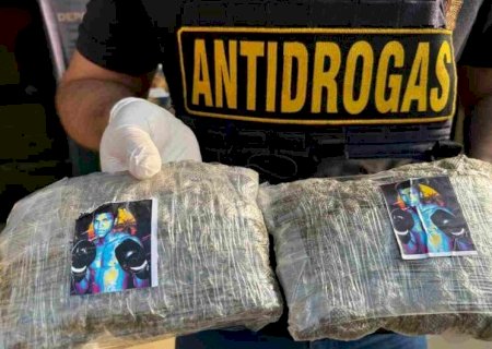 BRASILEIRO É PRESO COM SUPERMACONHA COM SELO DE MUHAMMAD ALI