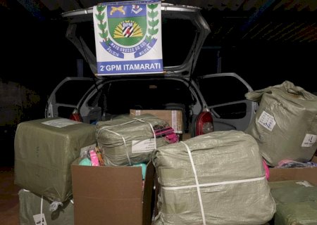 POLÍCIA MILITAR APREENDE MERCADORIAS CONTRABANDEADAS DO PARAGUAI EM DISTRITO