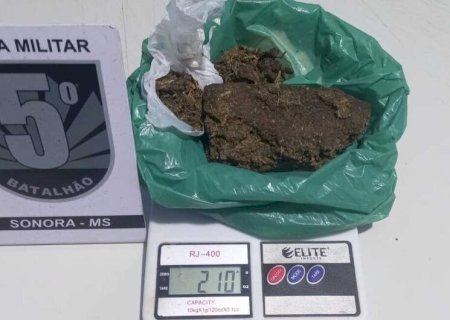 APÓS TENTATIVA DE FUGA, JOVEM É PRESO POR TRÁFICO DE DROGAS