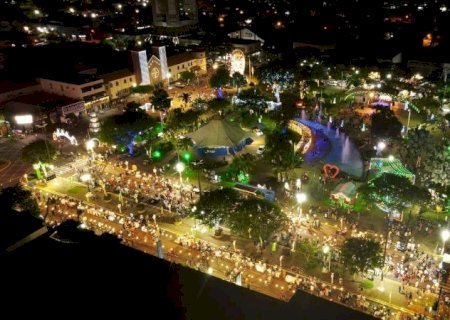 DOURADOS BRILHA 2024 COMEÇA NESTA SEXTA-FEIRA NA PRAÇA ANTÔNIO JOÃO