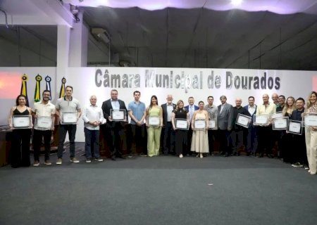 EM DOURADOS, SOLENIDADE HOMENAGEIA ARQUITETOS EM MEMÓRIA DE ERNANI BORGES, ÍCONE LOCAL