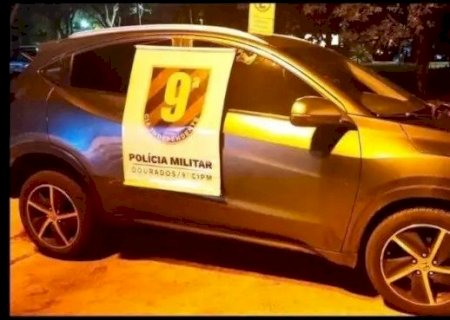 EM DOURADOS, PMS RECUPERAM VEÍCULO ROUBADO NO CACHOEIRINHA; CONDUTOR É DETIDO