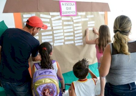 PROJETO PERMITE QUE SERVIDOR MATRICULE FILHOS NA ESCOLA ONDE TRABALHA
