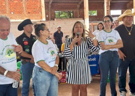 LIA NOGUEIRA GARANTE R$ 300 MIL EM EMENDAS PARA O HOSPITAL DA SIAS DE FÁTIMA DO SUL