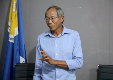 ELIAS ISHY DESTACA NECESSIDADE DE DIÁLOGO COM EDUCADORES