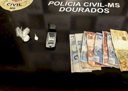 EM DOURADOS, HOMEM É PRESO POR TRÁFICO DE DROGAS NA REGIÃO DO BAIRRO JÓQUEI CLUBE