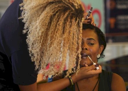 PROJETO PARA EMPRESAS DE COSMÉTICOS INVESTIREM EM PRODUTOS PARA A POPULAÇÃO NEGRA É APROVADO
