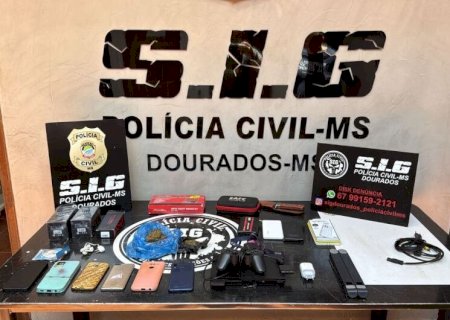 POLÍCIA FECHA 'BOCA DE FUMO' E PRENDE DOIS APÓS FURTO A LOJA DE CELULARES