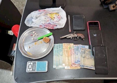 SUSPEITO DE TRÁFICO DE DROGAS E POSSE ILEGAL DE ARMA DE FOGO É PRESO APÓS CAMPANA POLICIAL