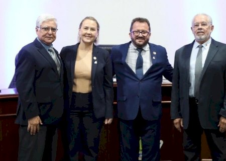 1ª SESSÃO SOLENE DE 2025 CELEBRA 120 ANOS DO ROTARY CLUB