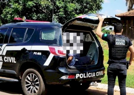 HOMEM É PRESO EM FLAGRANTE APÓS AMEAÇAR MULHER ENQUANTO ELA REGISTRAVA BOLETIM DE OCORRÊNCIA