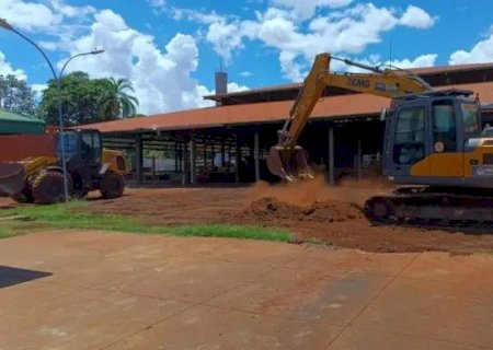 PREFEITURA AMPLIA AÇÕES DE REVITALIZAÇÃO DA FEIRA LIVRE CENTRAL DE DOURADOS