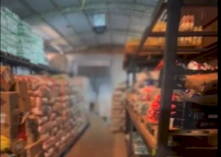 EMPRESA FORNECEDORA DE MERENDA É INTERDITADA APÓS FLAGRANTE DE ALIMENTOS ESTRAGADOS