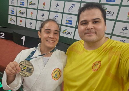 JUDOCA DOURADENSE BRILHA NO MEETING NACIONAL E TRAZ OURO PARA DOURADOS