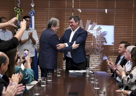 RIEDEL NOMEIA EX-SENADOR MOKA PARA ESCRITÓRIO EM BRASÍLIA E SELA ALIANÇA COM MDB