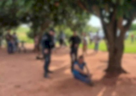 PROFESSOR É SEQUESTRADO POR GRUPO RIVAL ENQUANTO CHEGAVA PARA TRABALHAR