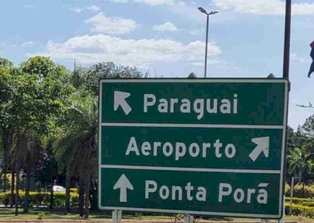 HOMEM É ASSASSINADO A TIROS EM RESIDENCIAL