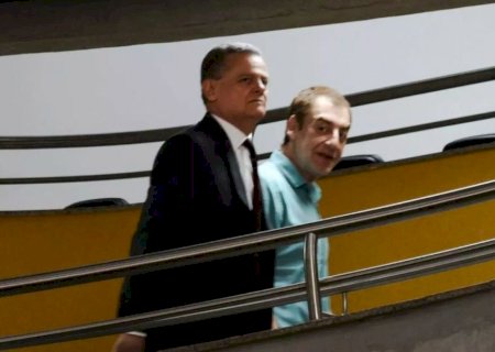 NENO RAZUK FICAM EM SILÊNCIO E NÃO RESPONDE PERGUNTAS EM INTERROGATÓRIO SOBRE JOGO DO BICHO