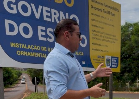 PEDRO PEPA FISCALIZA INSTALAÇÃO DE ILUMINAÇÃO DE LED E SINALIZAÇÃO NO ANEL VIÁRIO NORTE