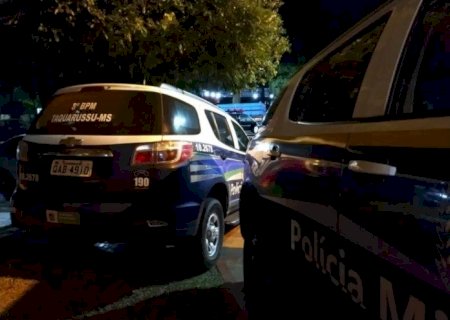 ADOLESCENTE SEGURA PAI E SALVA MÃE DE SER ESPANCADA EM BRIGA