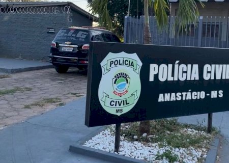 RELATO DE MÉDICO AUXILIOU NA PRISÃO DE MÃE DE CRIANÇA DESNUTRIDA QUE ERA AGREDIDA