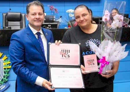 TROFÉU CELINA JALLAD RECONHECE EM DOURADOS O TRABALHO DE INCLUSÃO DA ASSOCIAÇÃO ACOLHER MS