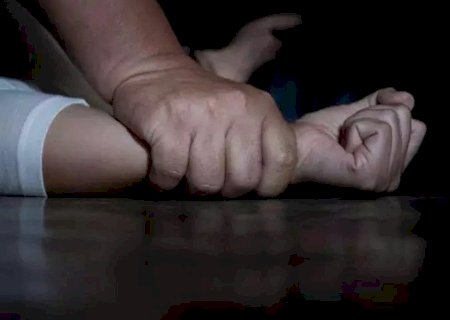 HOMEM É ESTUPRADO POR TRIO E TEM CELULAR ROUBADO DURANTE O CARNAVAL